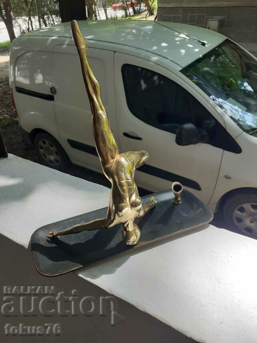 Old antique inkwell with ballerina figure statuette with price 169.00 BGN | € 86.41 Old antique inkwell with ballerina figure statuette with price 169.00 BGN | € 86.41