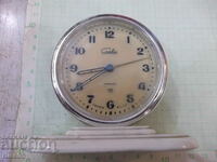 Часовник "Слава" настолен будилник съветски работещ