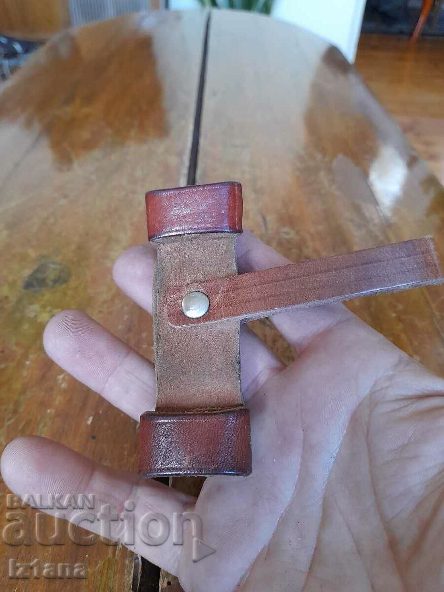 Old holster with price 27.00 BGN | € 13.80 Old holster with price 27.00 BGN | € 13.80