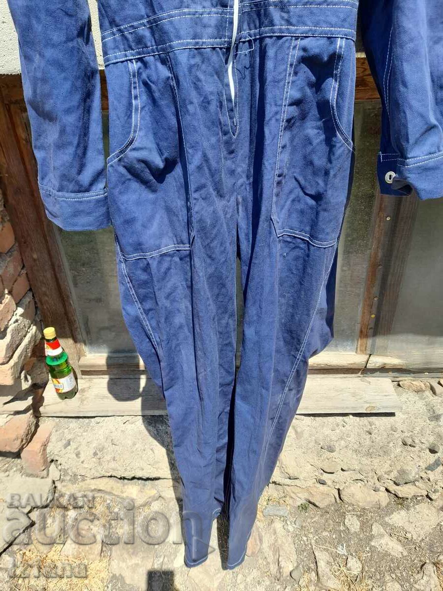 Delivery of Old work overalls Balkankar Delivery of Old work overalls Balkankar