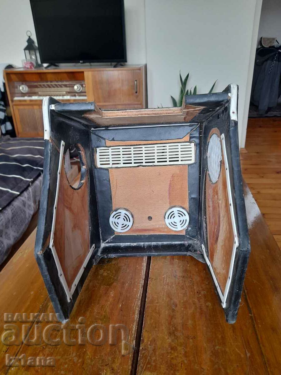 Delivery of Old radio bar for car Delivery of Old radio bar for car