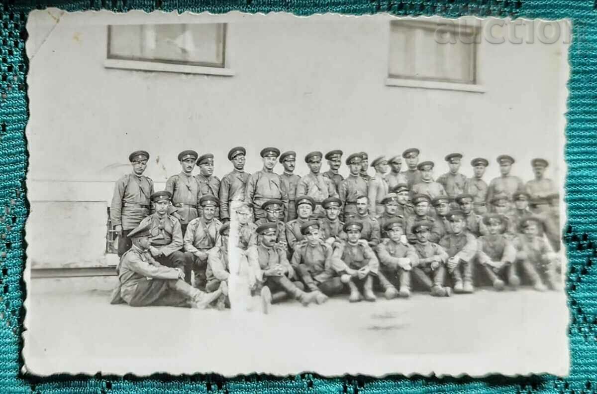 Bulgaria Fotografie veche a unui grup de militari