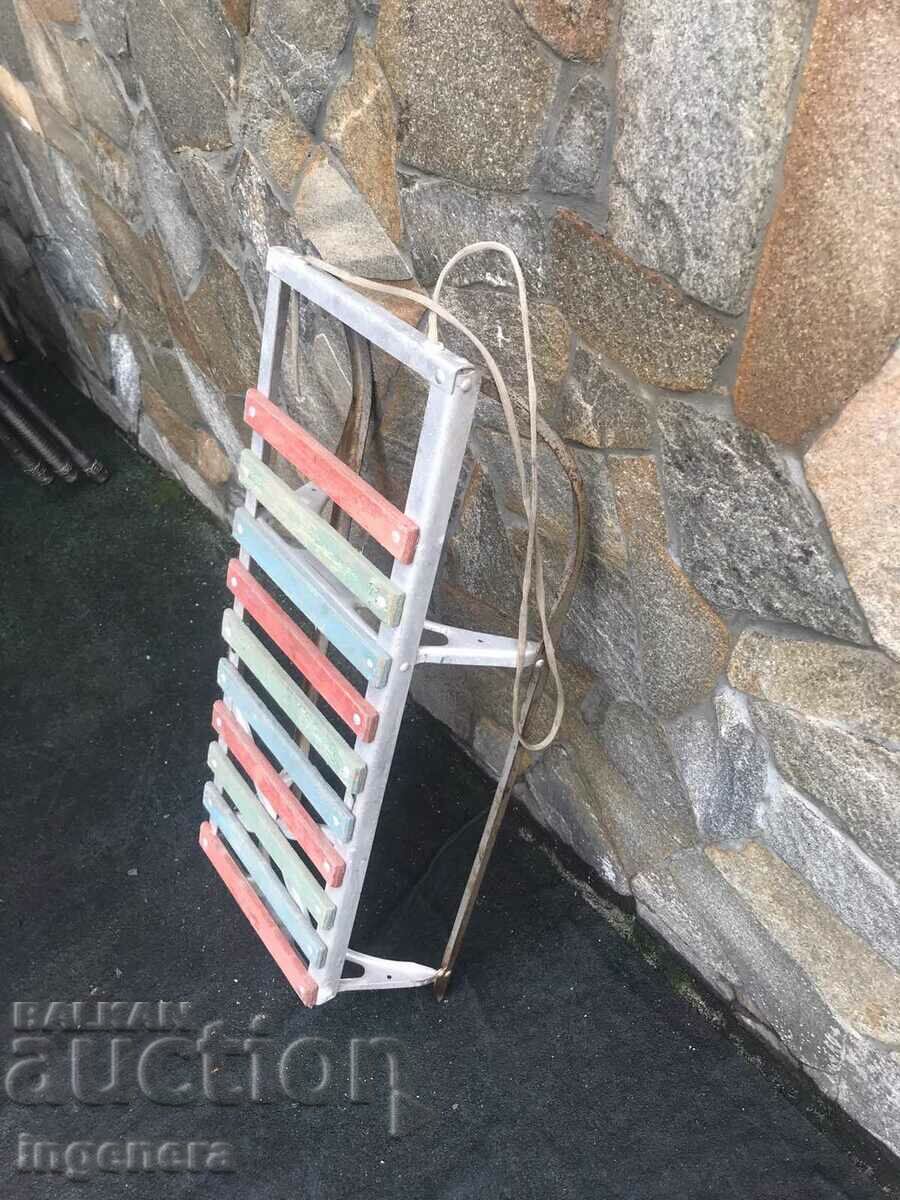 Livrarea Sanie METAL LEMN SANATOS PENTRU DOI