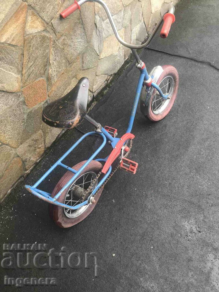 Auction CHILDREN'S RETRO BIKE Auction CHILDREN'S RETRO BIKE