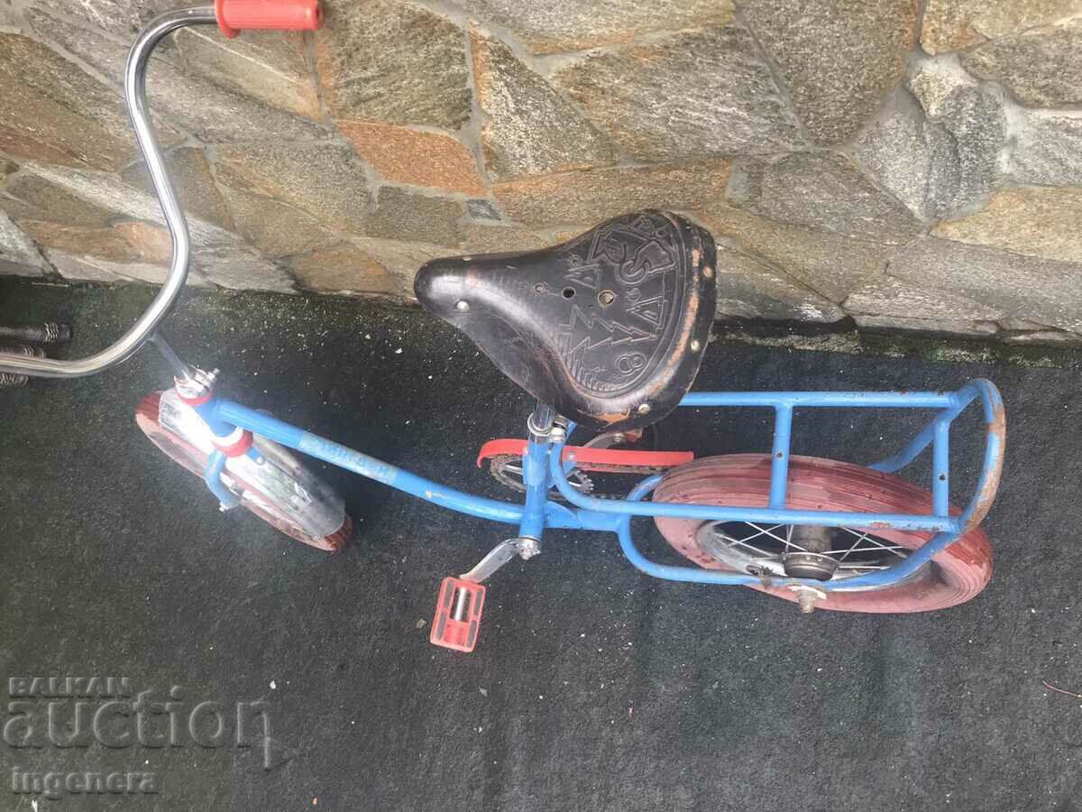 Delivery of CHILDREN'S RETRO BIKE Delivery of CHILDREN'S RETRO BIKE