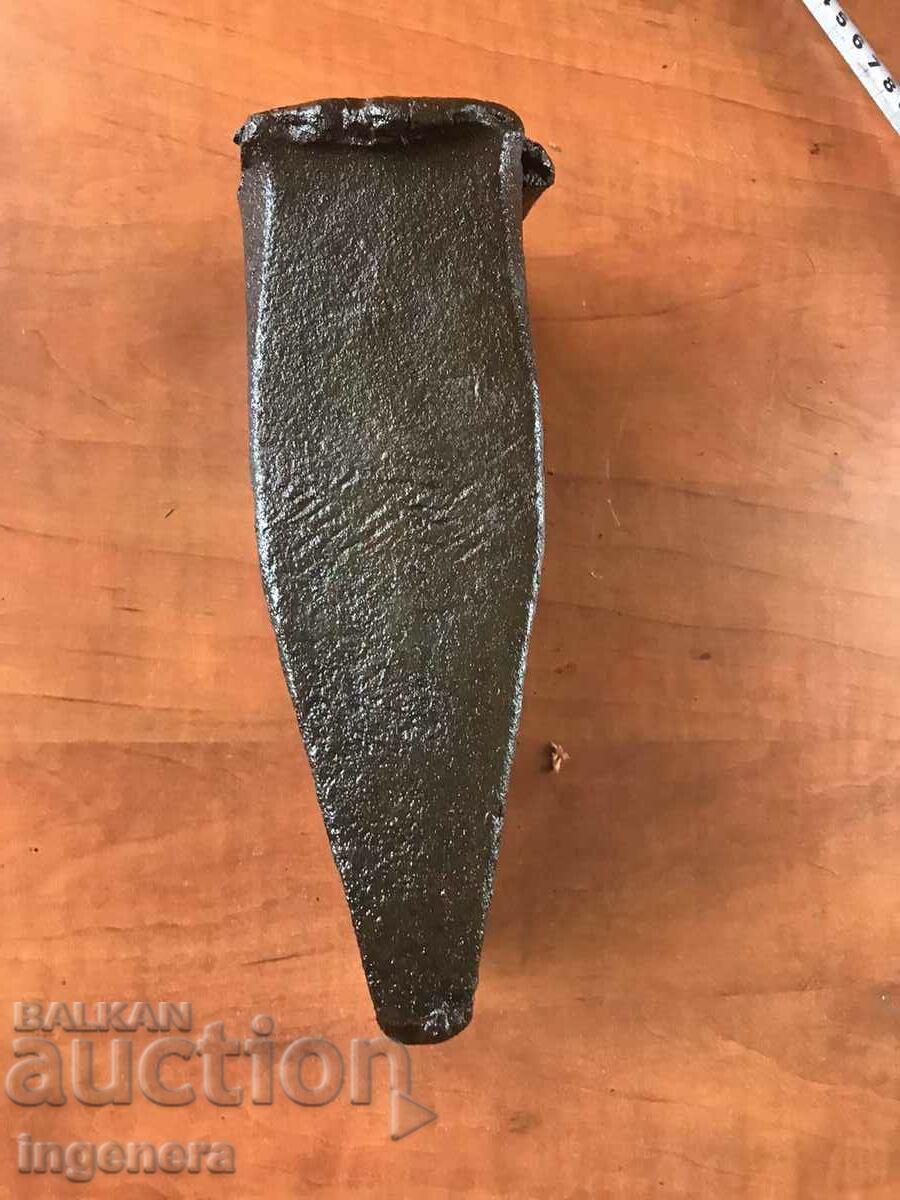 HAMMER HUGE VARIA TOOL FOR STRONG MEN-7500 GR. with price 36.00 BGN | € 18.41 HAMMER HUGE VARIA TOOL FOR STRONG MEN-7500 GR. with price 36.00 BGN | € 18.41