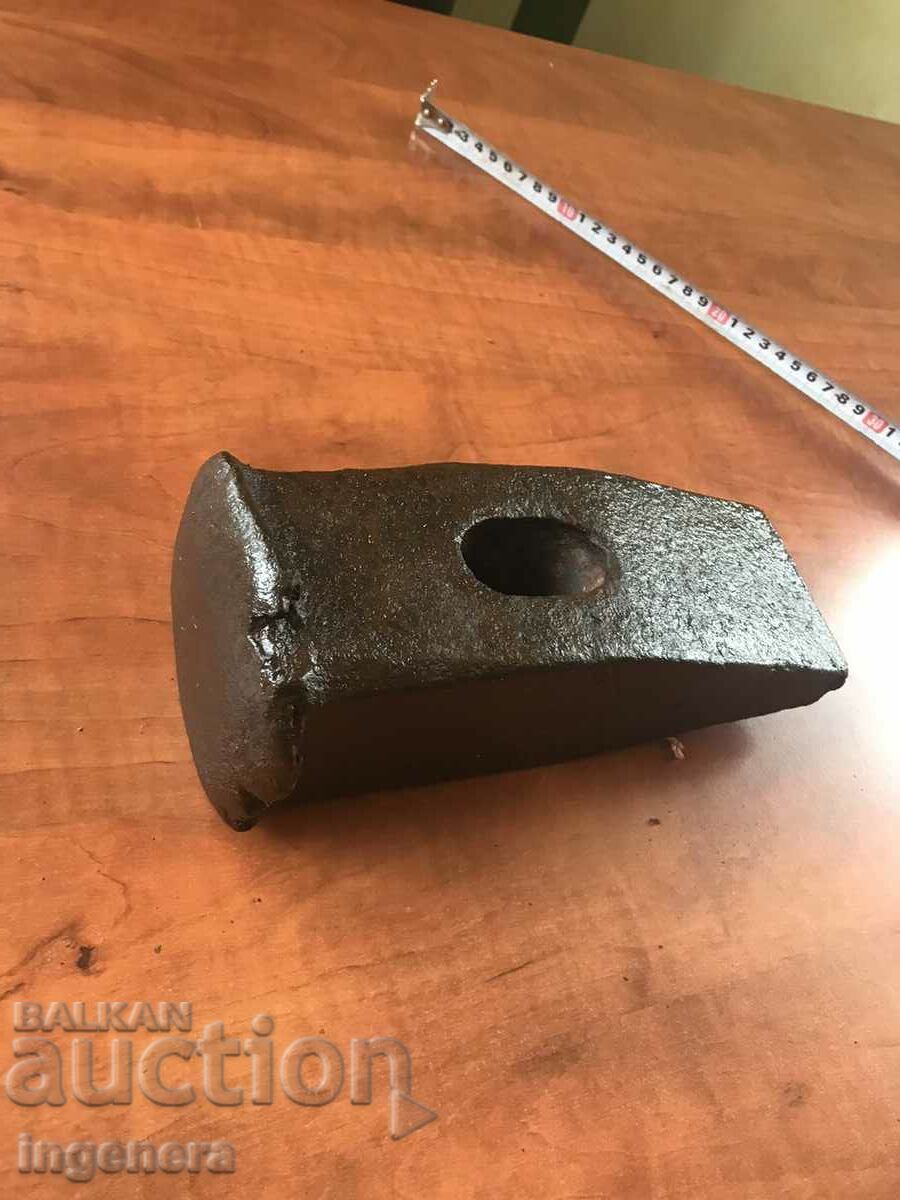 Auction HAMMER HUGE VARIA TOOL FOR STRONG MEN-7500 GR. Auction HAMMER HUGE VARIA TOOL FOR STRONG MEN-7500 GR.