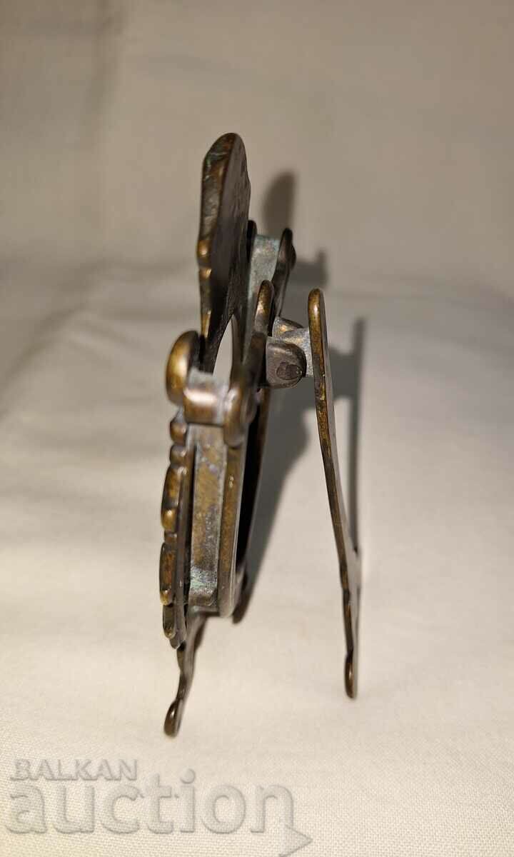 Παλιά επιτραπέζια κορνίζα από μπρούτζο - 5 Παλιά επιτραπέζια κορνίζα από μπρούτζο - 5