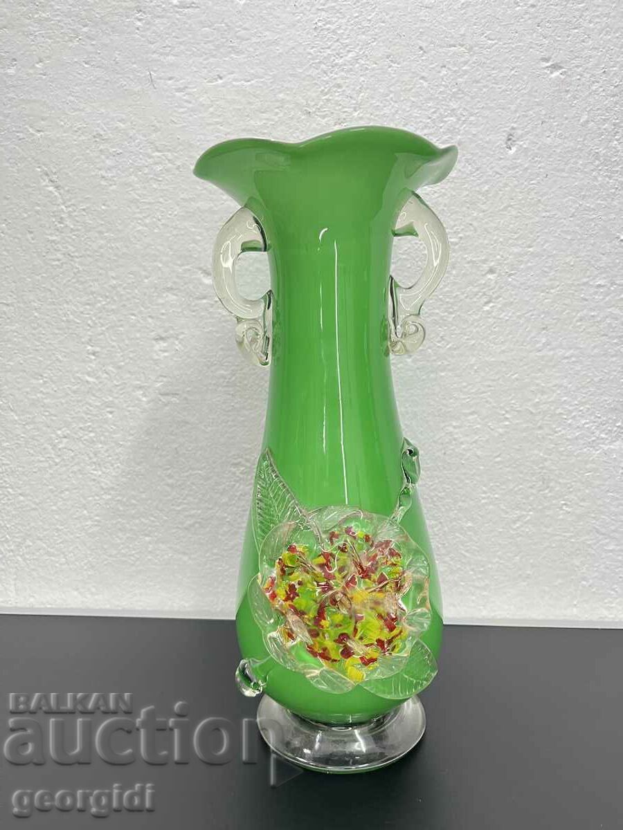 Vintage green glass vase. #5395