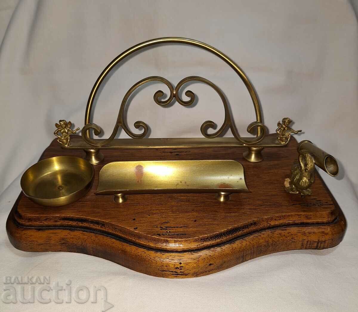 Vintage inkwell with bronze fittings