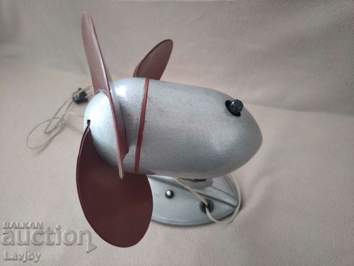 Livrarea Ventilator retro Livrarea Ventilator retro