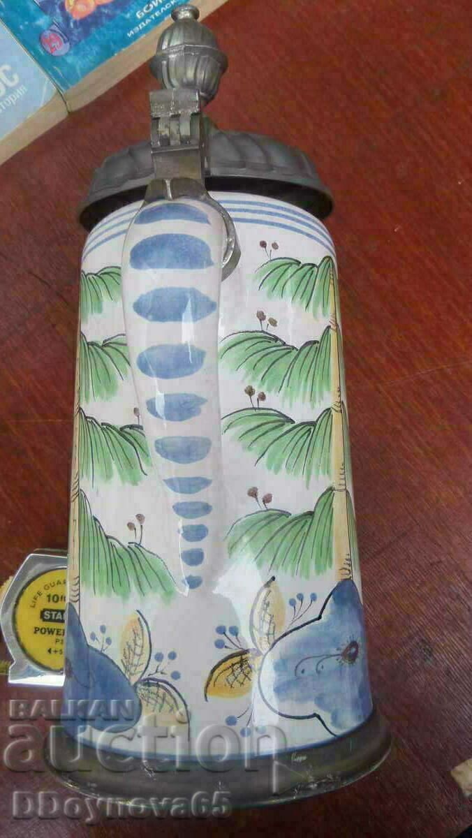 Auction  Collector's porcelain mug 1998.