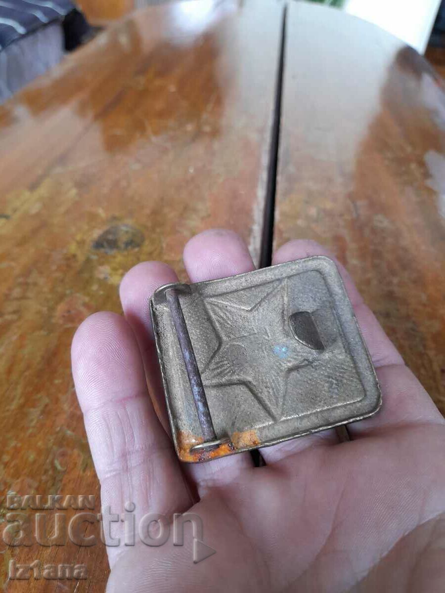 Old military belt buckle with price 13.00 BGN | € 6.65 Old military belt buckle with price 13.00 BGN | € 6.65