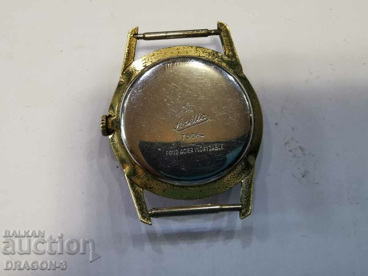 Auction  GOLDEN ARETTA