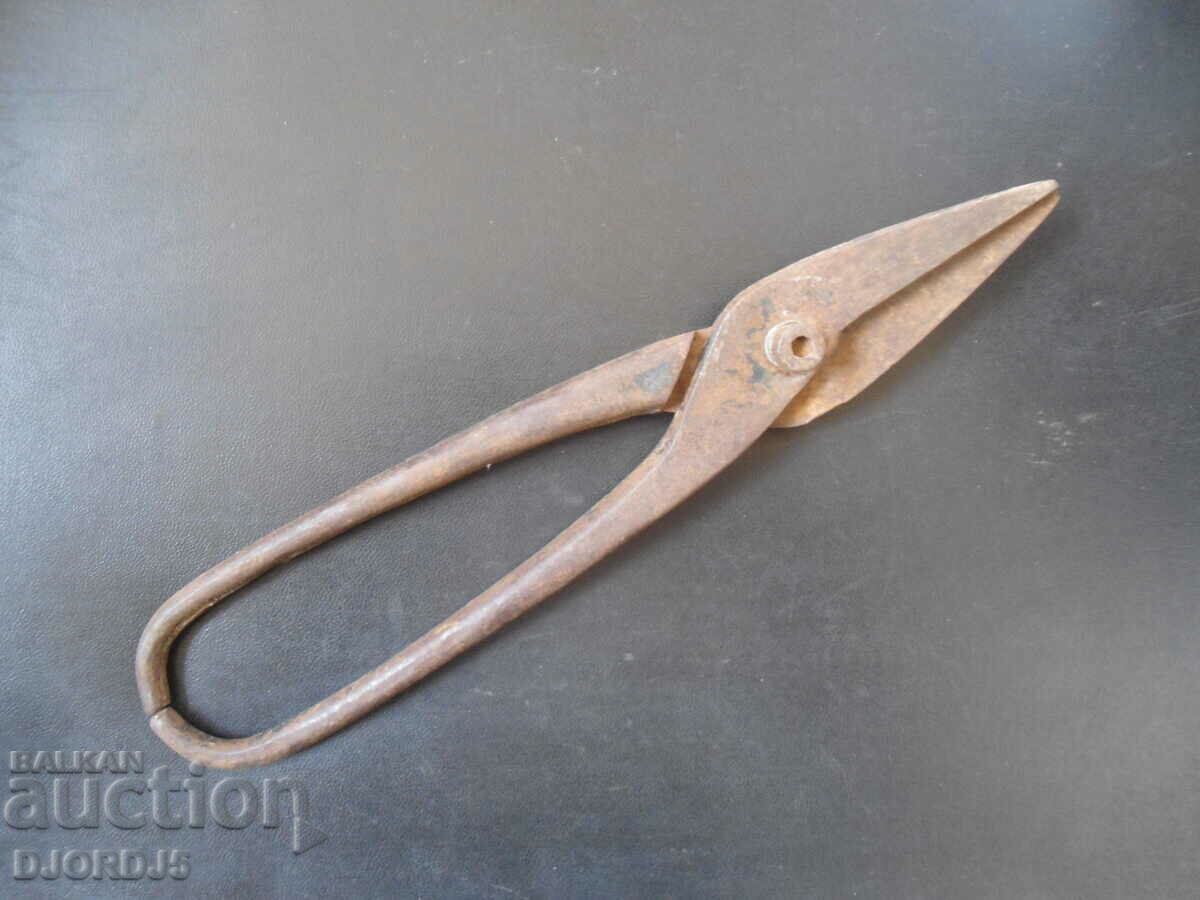 Old sheet metal shears