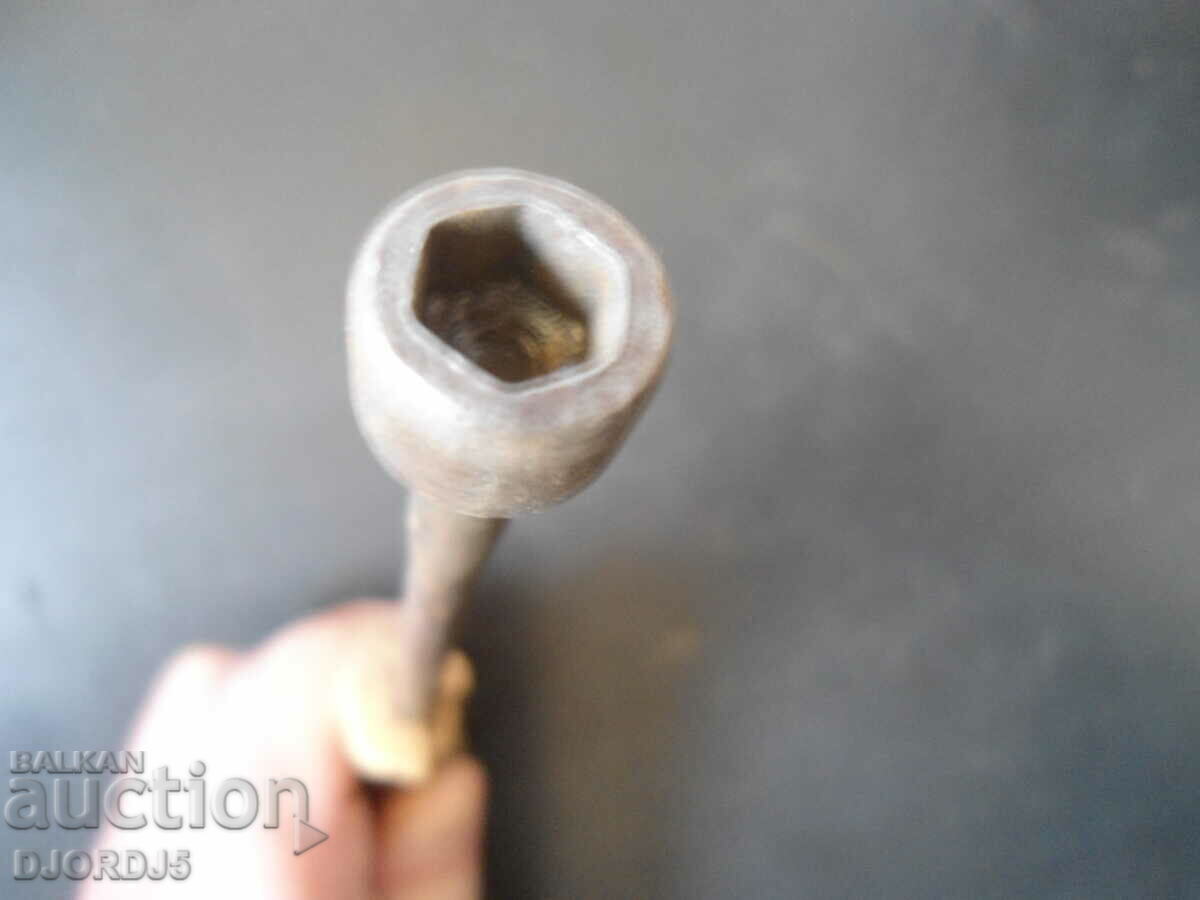 Old tool, key with price 3.00 BGN | € 1.53 Old tool, key with price 3.00 BGN | € 1.53