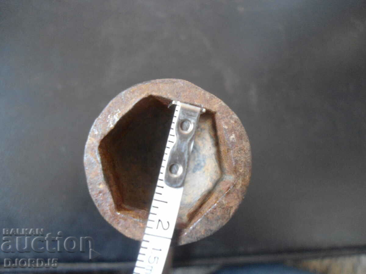 Δημοπρασία Ένα παλιό όργανο Δημοπρασία Ένα παλιό όργανο