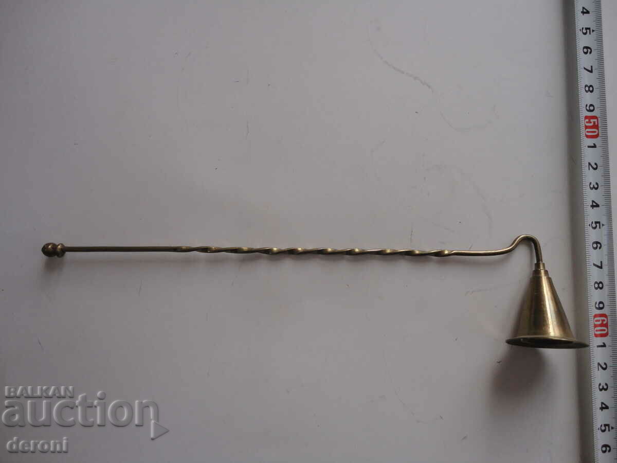 Antique Bronze candle snuffer candle 3 with price 10.00 BGN | € 5.11 Antique Bronze candle snuffer candle 3 with price 10.00 BGN | € 5.11