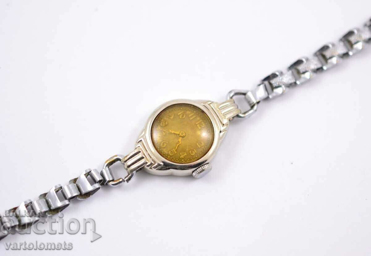 Auction ELGIN USA 10 K Golg Filled Women's Watch - Not Working Auction ELGIN USA 10 K Golg Filled Women's Watch - Not Working
