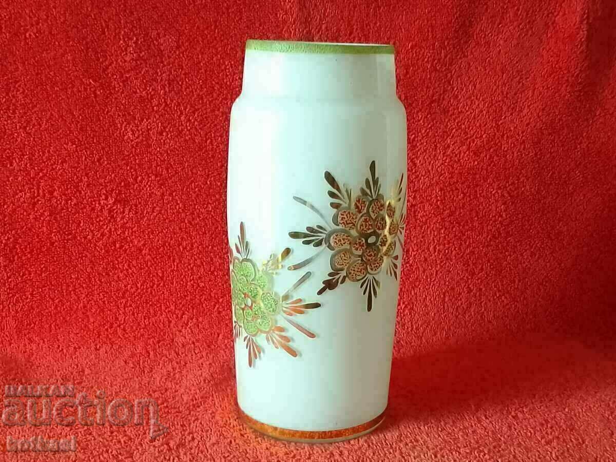 Auction Old glass vase gilding handmade embossed flowers Auction Old glass vase gilding handmade embossed flowers