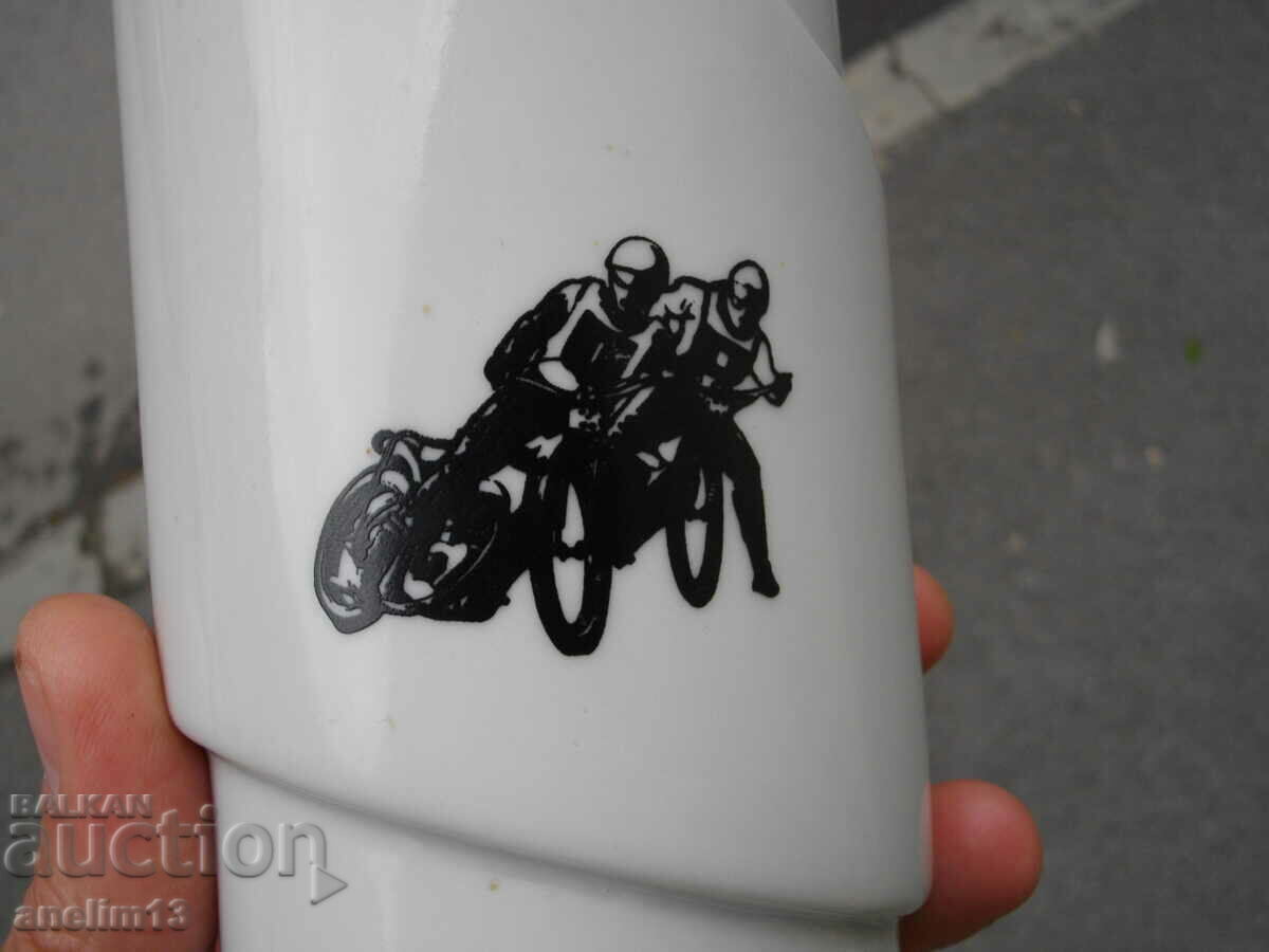 Auction SOC VASE BFM SHOP PORCELAIN RAZGRAD Auction SOC VASE BFM SHOP PORCELAIN RAZGRAD