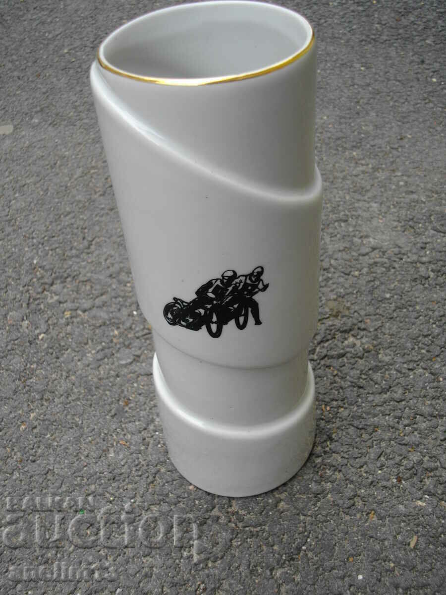 SOC VASE BFM SHOP PORCELAIN RAZGRAD - 6 SOC VASE BFM SHOP PORCELAIN RAZGRAD - 6