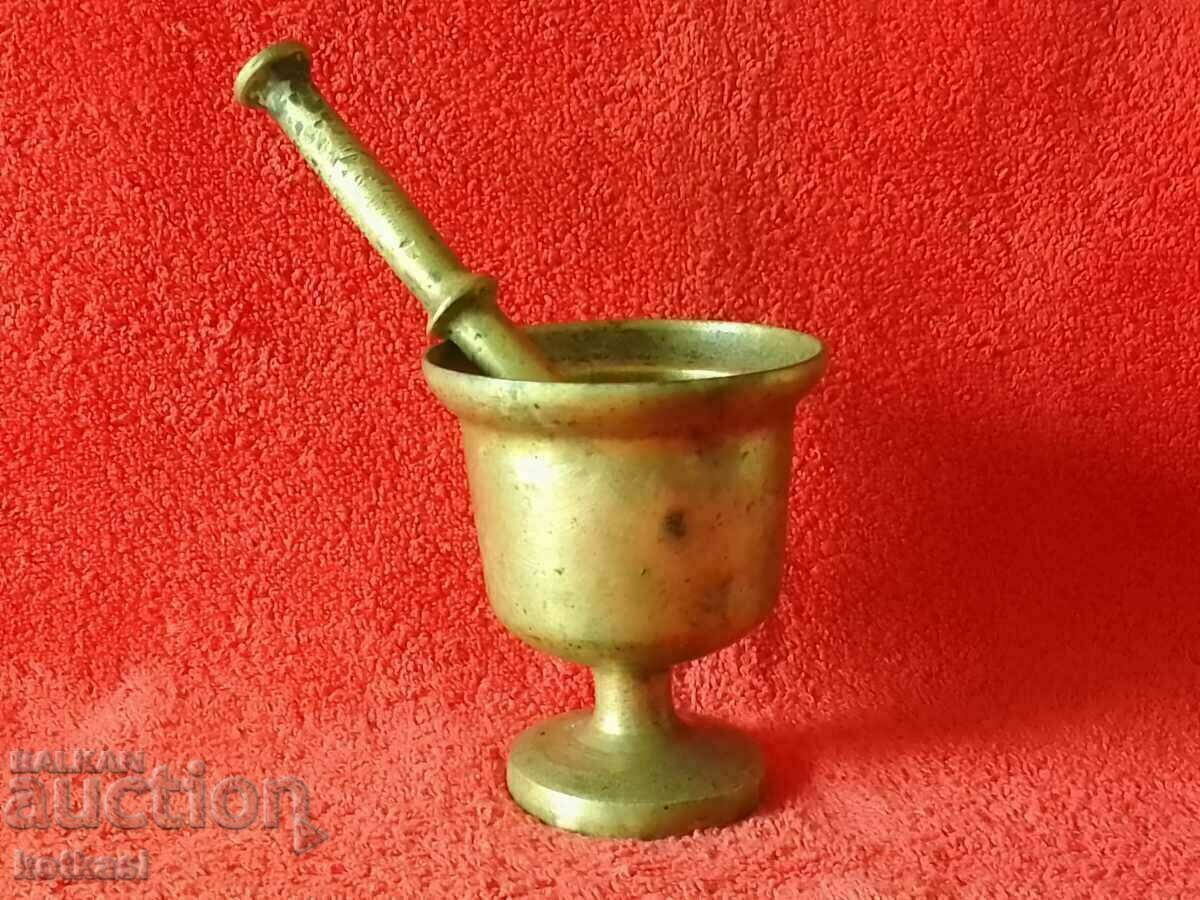 Old metal bronze mortar with price 35.50 BGN | € 18.15
