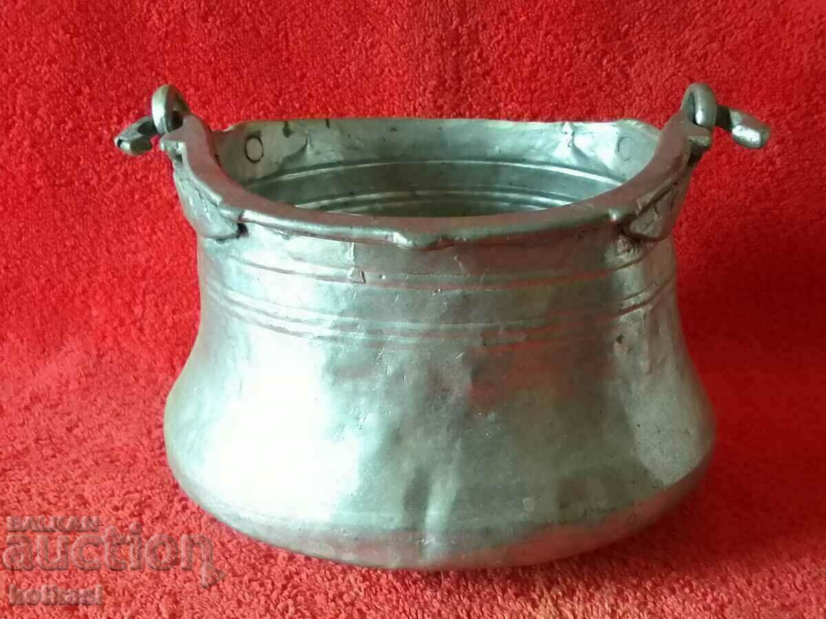 Auction Old little Bear for water Copper tinned Auction Old little Bear for water Copper tinned