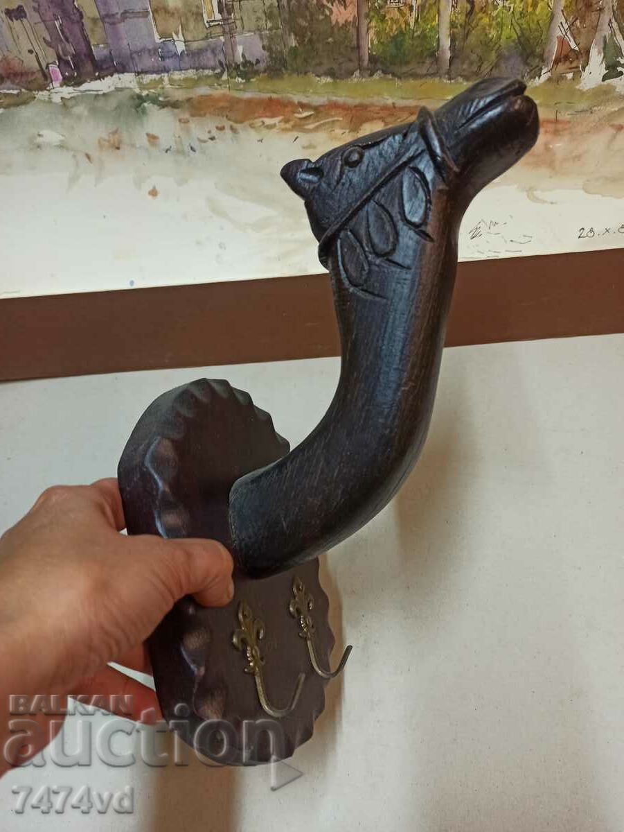 Auction WOODEN NON-STANDARD CAMEL HANGER Auction WOODEN NON-STANDARD CAMEL HANGER