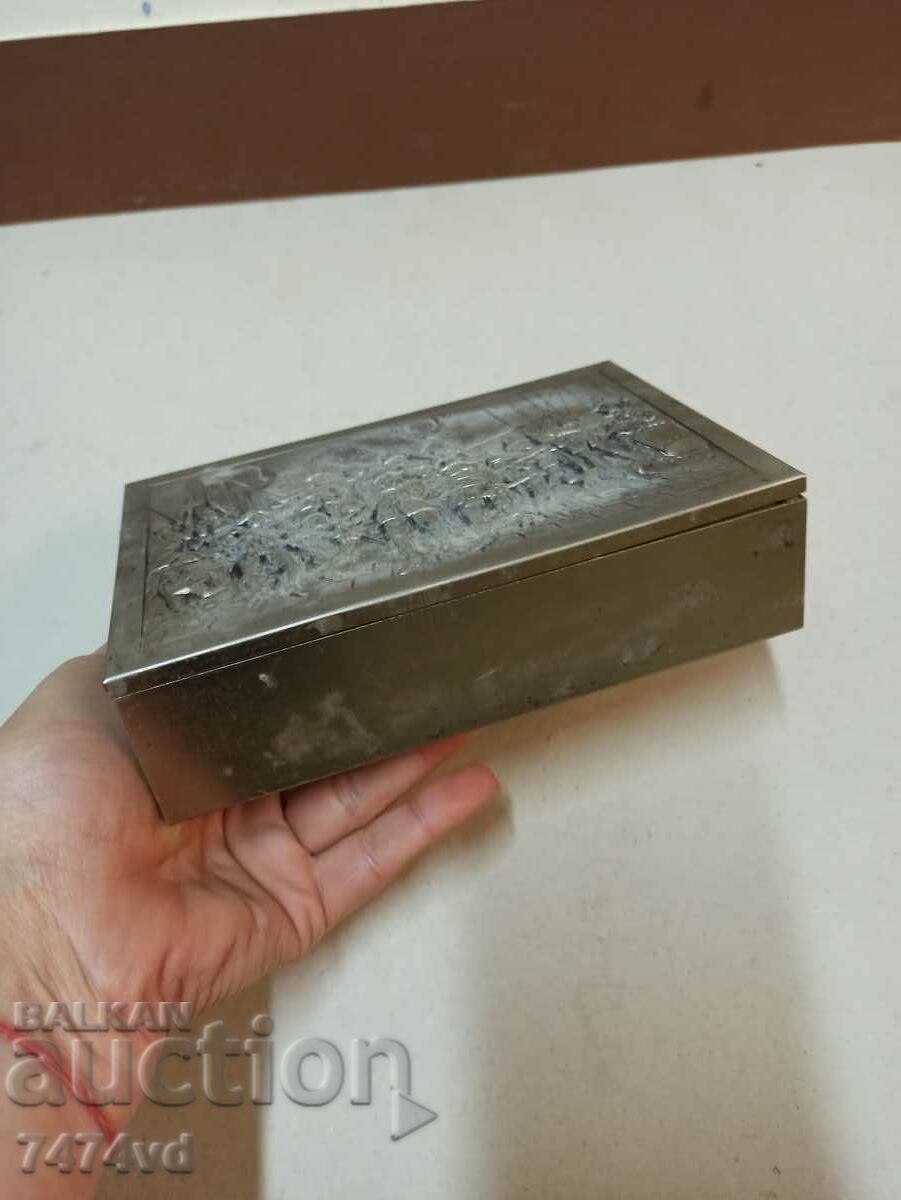 RELIEF BOX WITH WARRIORS, KNIGHTS, ETC with price 45.00 BGN | € 23.01