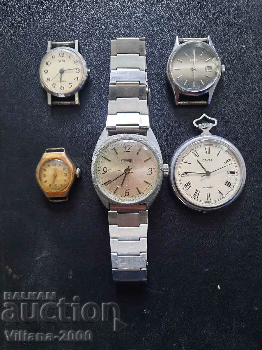 Lot of 5 watches.