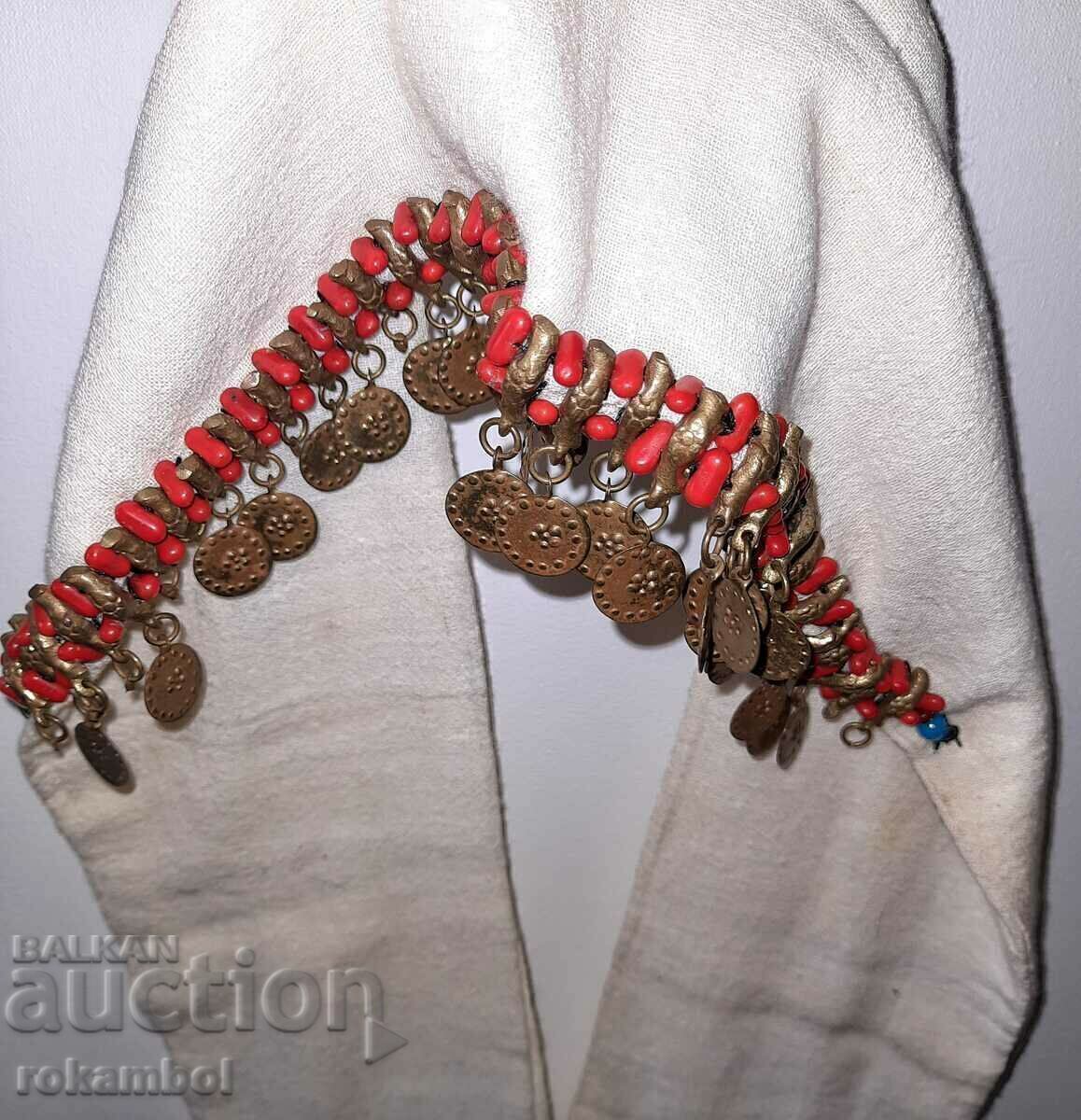 Доставка на Автентичен етнографски накит за глава