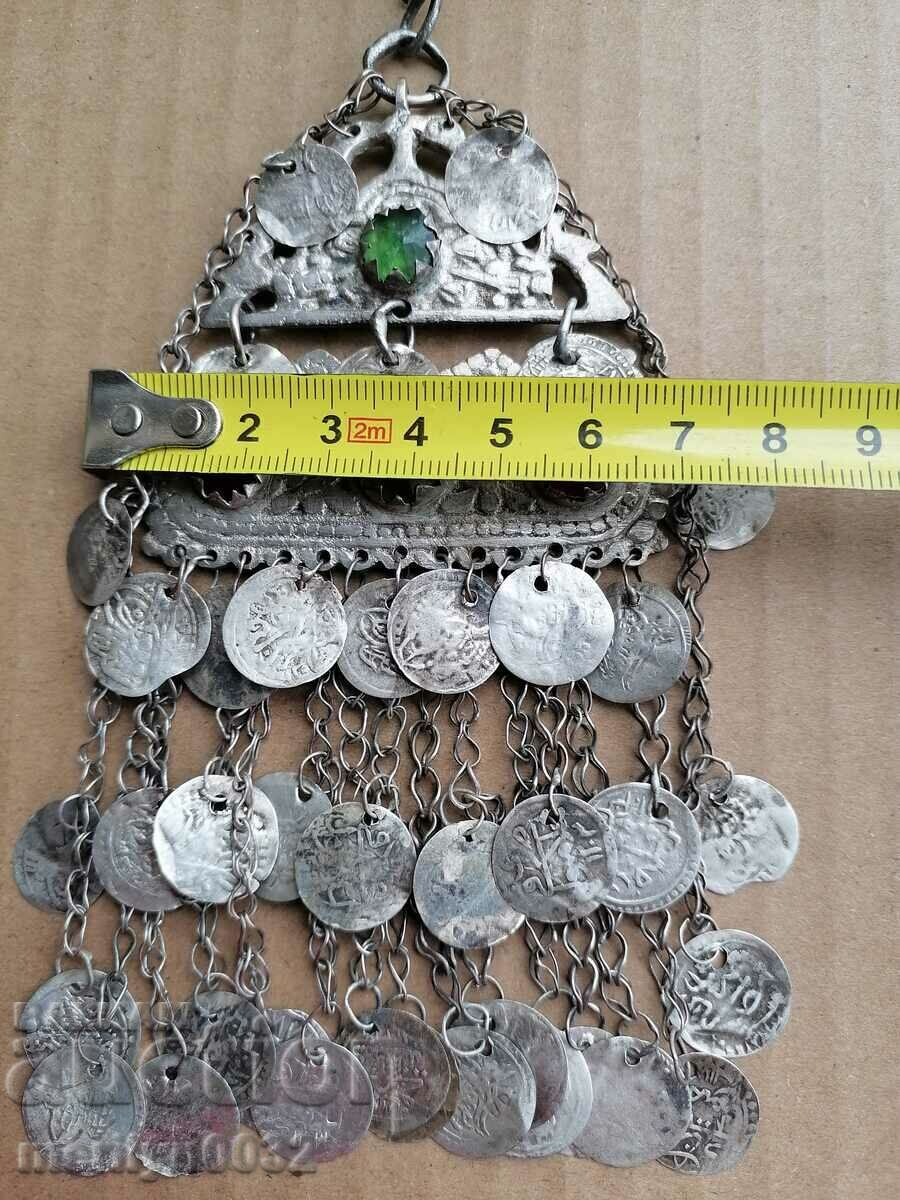 Delivery of Renaissance jewelry, tassel, bodka, pendant, costumes Delivery of Renaissance jewelry, tassel, bodka, pendant, costumes