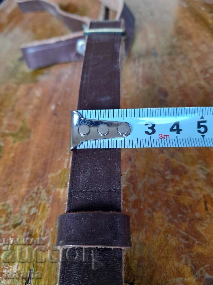 Auction Old leather strap, rifle strap Auction Old leather strap, rifle strap