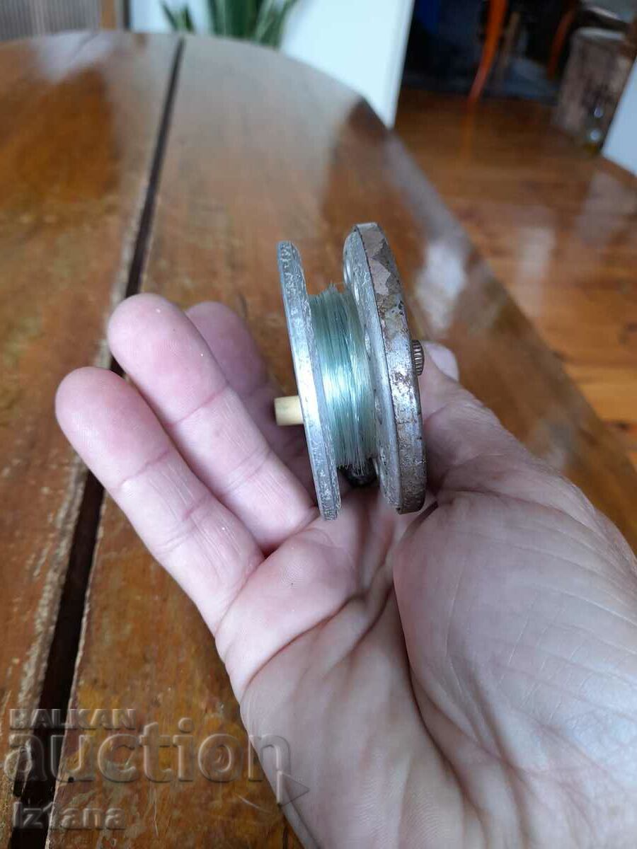 Παλιό καρούλι ψαρέματος - 5