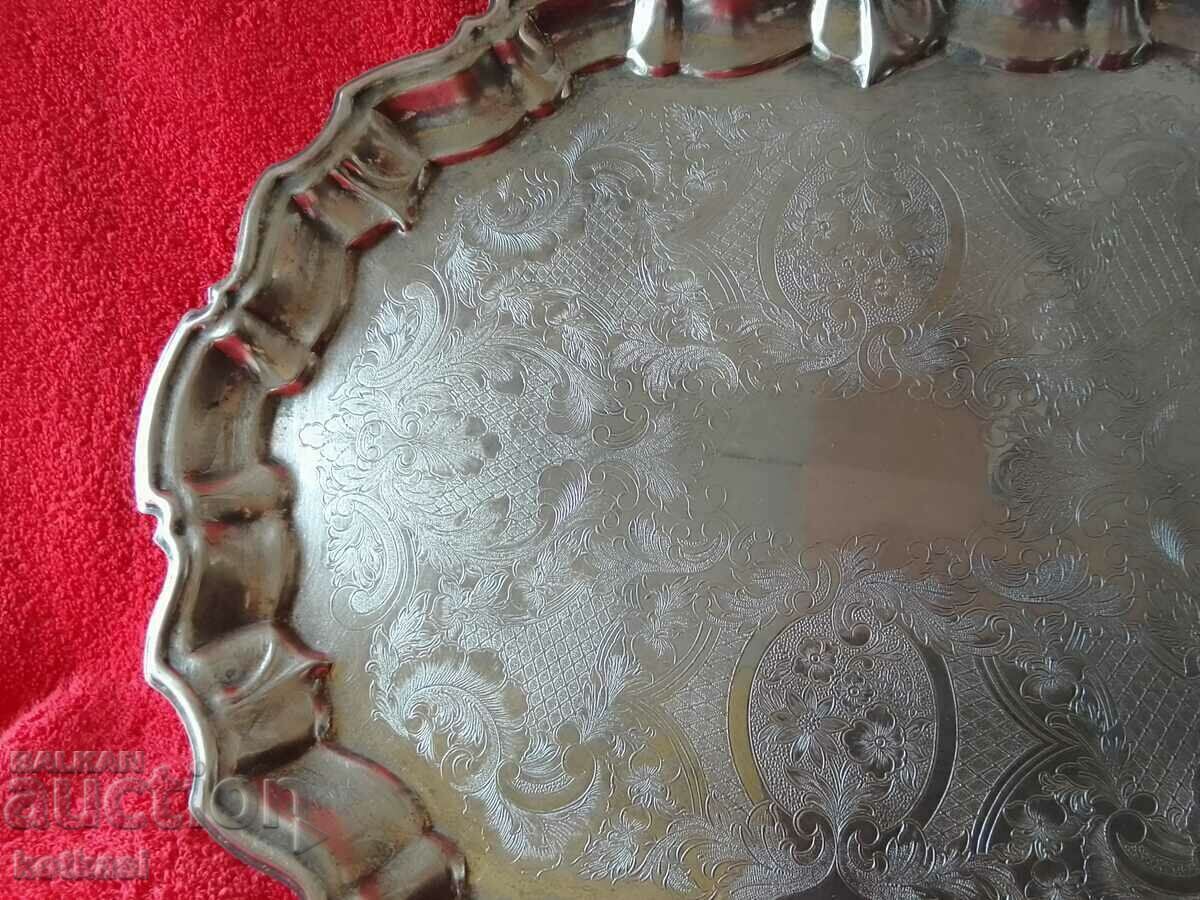 Auction Old metal silver plate marked LEONARD SILVERPLATE Auction Old metal silver plate marked LEONARD SILVERPLATE