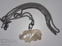 NECKLACE WITH MOTHER OF PEARL PENDANT
