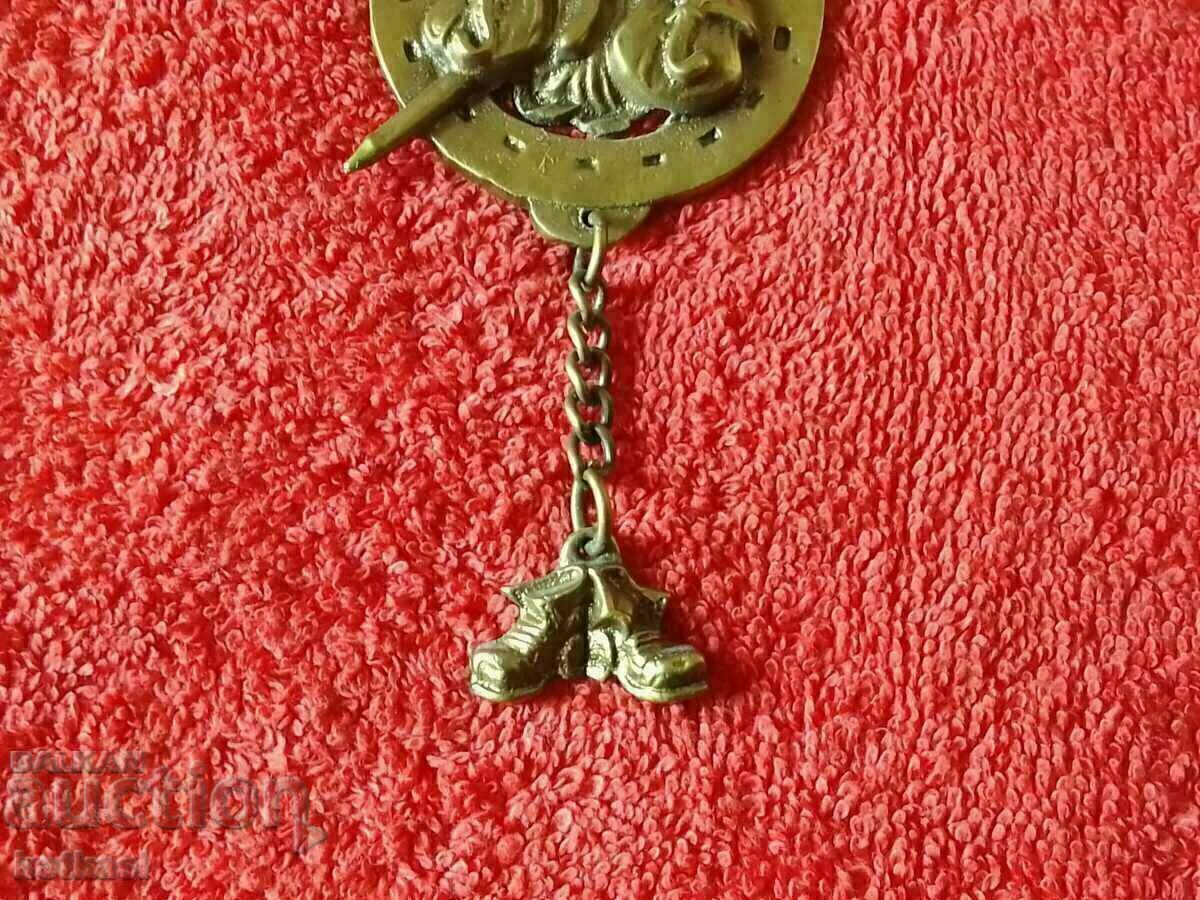 Old metal panel figure Tourism Edelweiss Backpack Horseshoe with price 21.00 BGN | € 10.74 Old metal panel figure Tourism Edelweiss Backpack Horseshoe with price 21.00 BGN | € 10.74