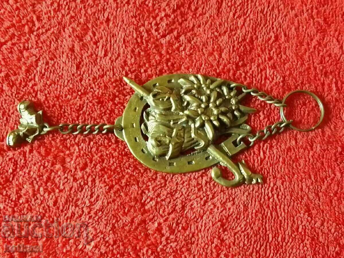 Old metal panel figure Tourism Edelweiss Backpack Horseshoe - 5 Old metal panel figure Tourism Edelweiss Backpack Horseshoe - 5