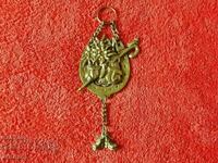 Old metal panel figure Tourism Edelweiss Backpack Horseshoe