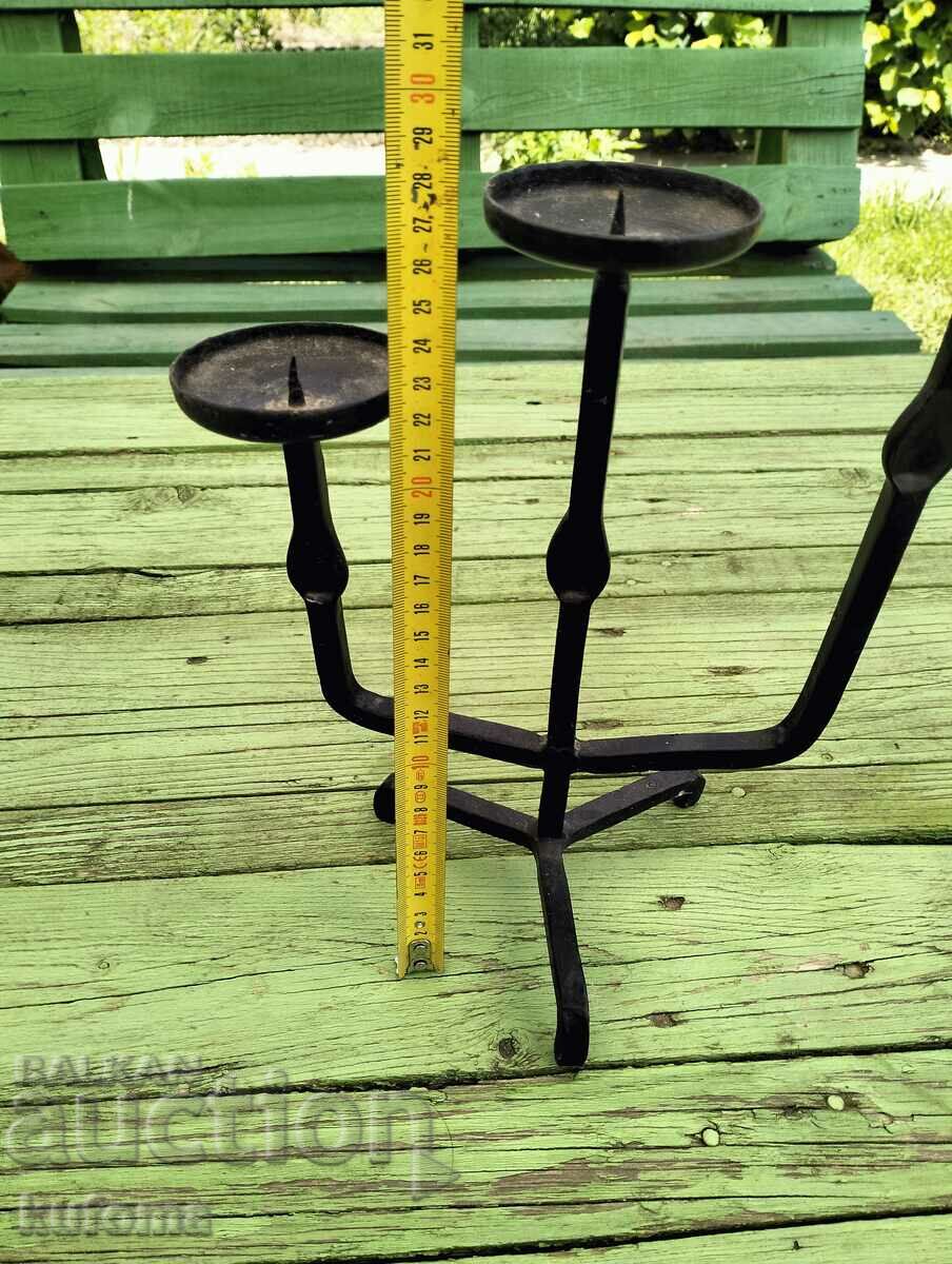 Delivery of Iron candlestick Delivery of Iron candlestick