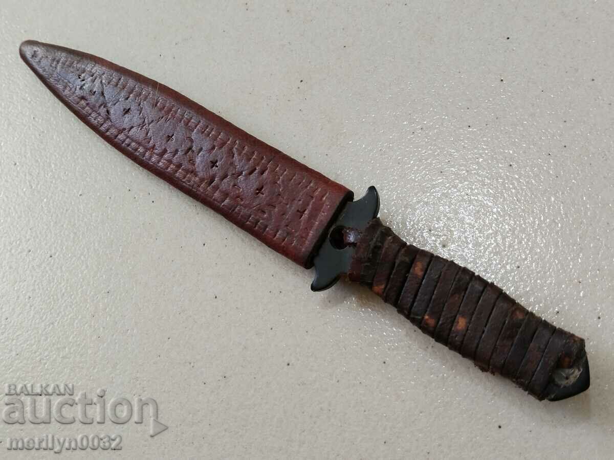 A small throwing knife with a dagger - 7 A small throwing knife with a dagger - 7