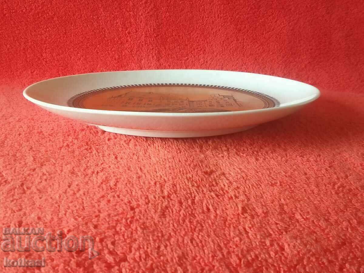 Old porcelain plate Furstenberg F Volkswagen car - 6 Old porcelain plate Furstenberg F Volkswagen car - 6