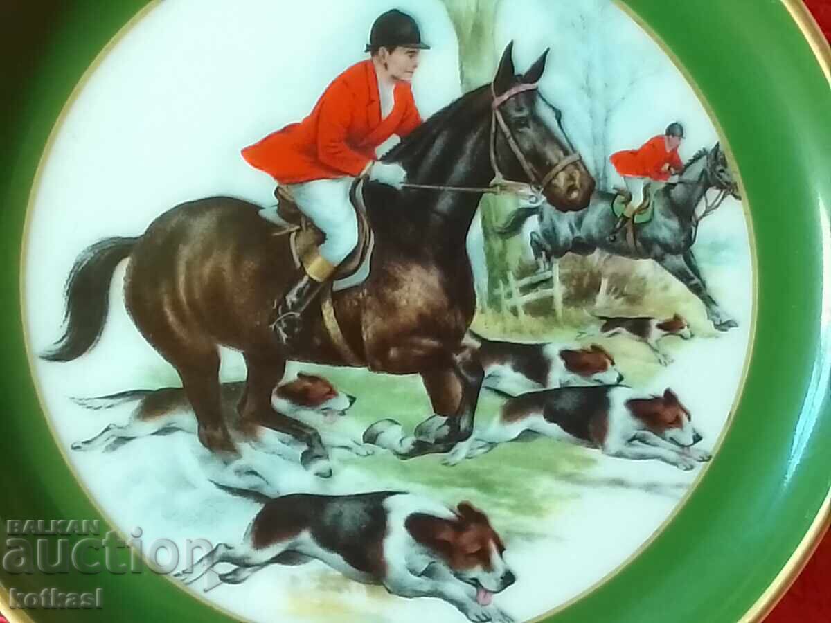 Auction Old KAISER porcelain plate Horses Hunting Dogs gilding Hunter Auction Old KAISER porcelain plate Horses Hunting Dogs gilding Hunter