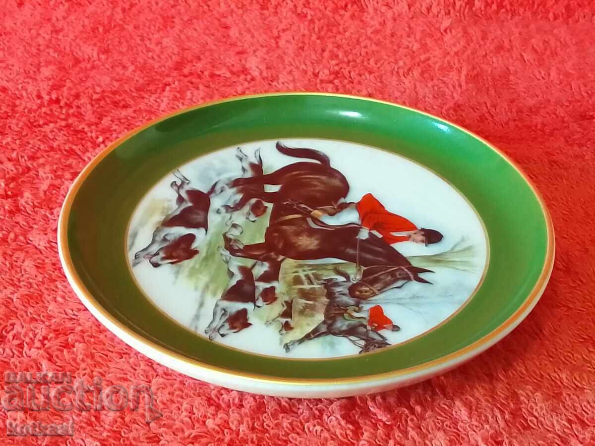 Old KAISER porcelain plate Horses Hunting Dogs gilding Hunter - 7 Old KAISER porcelain plate Horses Hunting Dogs gilding Hunter - 7