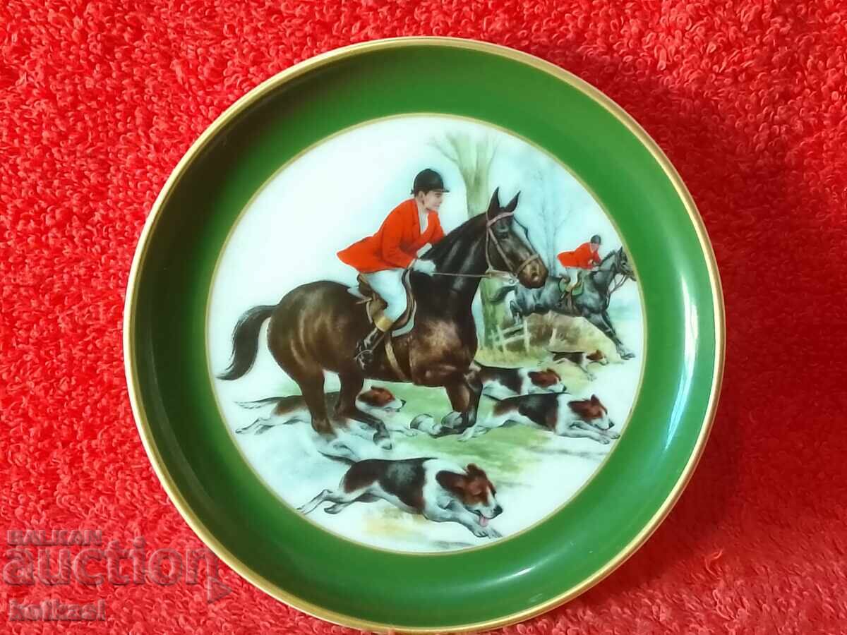 Old KAISER porcelain plate Horses Hunting Dogs gilding Hunter Old KAISER porcelain plate Horses Hunting Dogs gilding Hunter