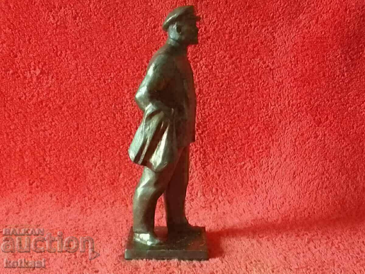 Auction Old metal aluminum figure Plastic Vladimir I. Lenin Auction Old metal aluminum figure Plastic Vladimir I. Lenin