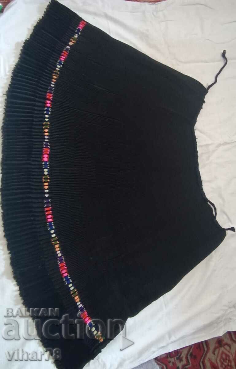 τσιρίζοντας με τιμή € 100.00 | 195.58 BGN τσιρίζοντας με τιμή € 100.00 | 195.58 BGN