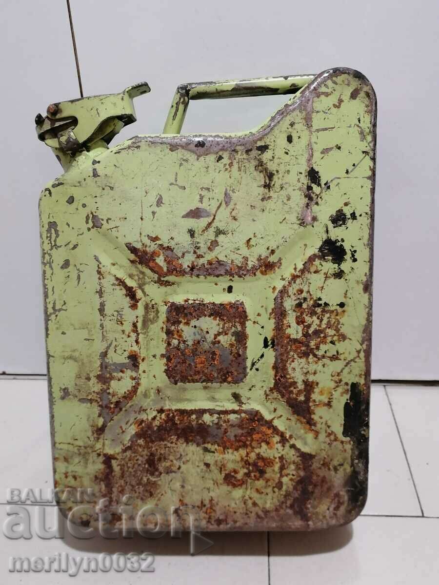 Tube 10 liters for fuel and oil for motorcycles cars with price 54.00 BGN | € 27.61 Tube 10 liters for fuel and oil for motorcycles cars with price 54.00 BGN | € 27.61