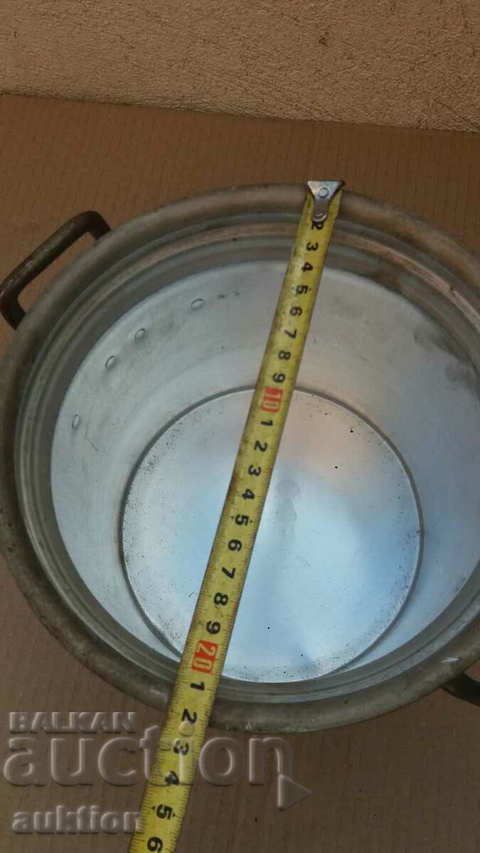 Aluminum cooler - excellent - 5 Aluminum cooler - excellent - 5